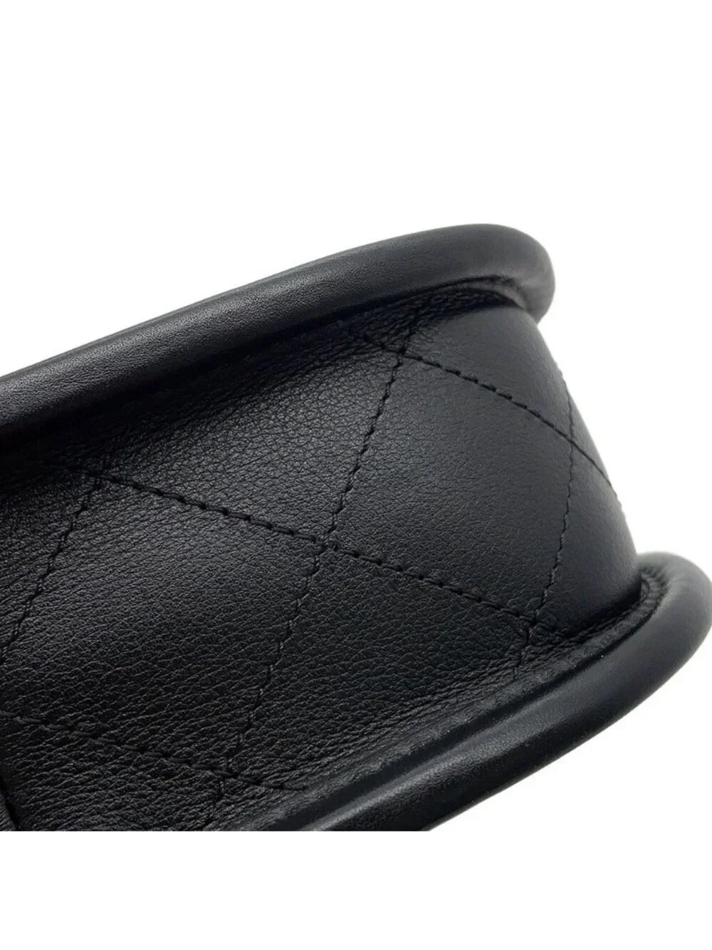 Chanel Chain Shoulder Bag Quilted CC Logo Hobo Lambskin 2-Way Black